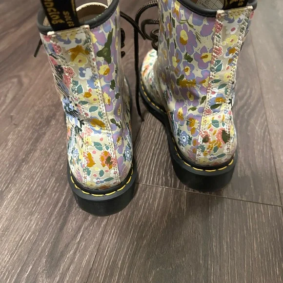 Dr. Martens 1460 parchment beige floral boots women 10 custom - Picture 6 of 9